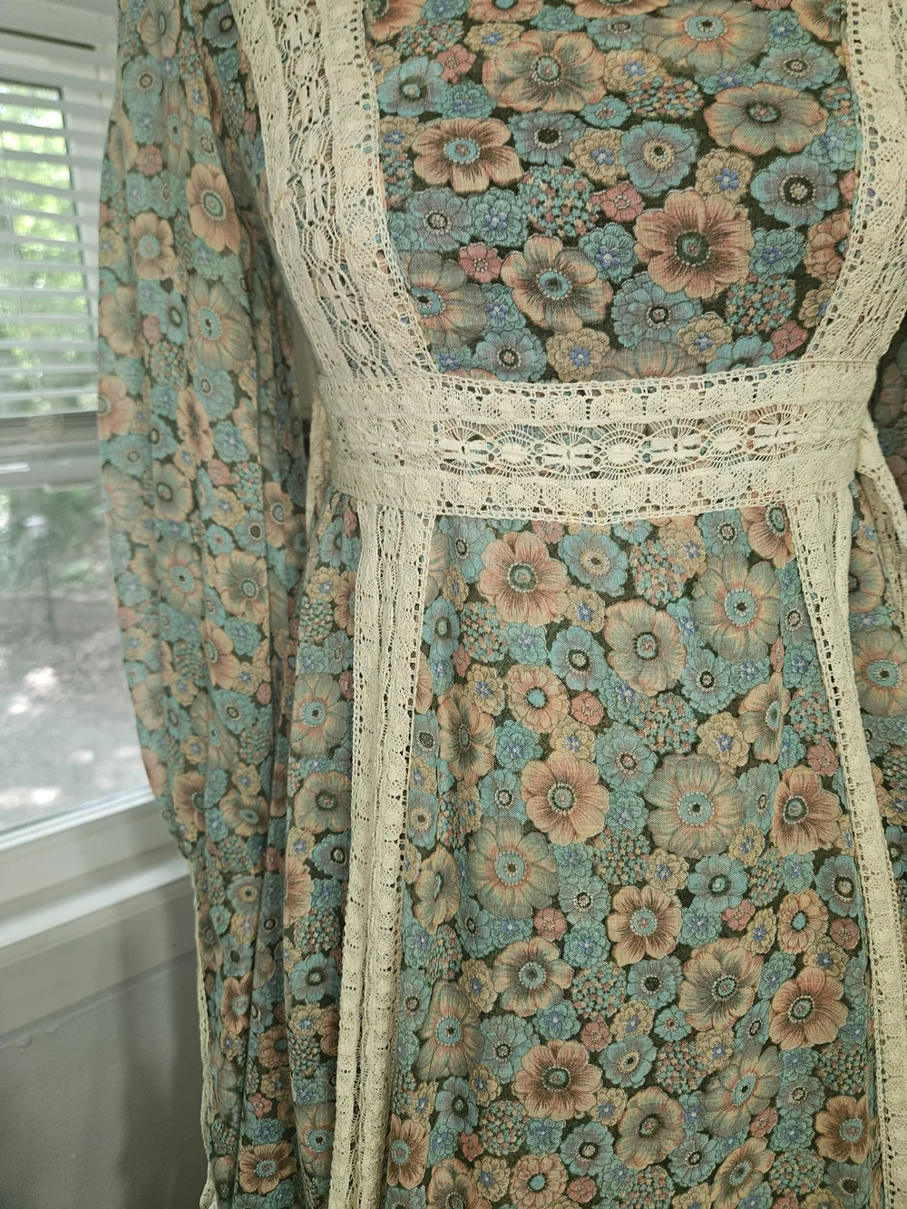 Gunne Sax by Jessica Black Label Sunflower Dress - Picture 2 of 8